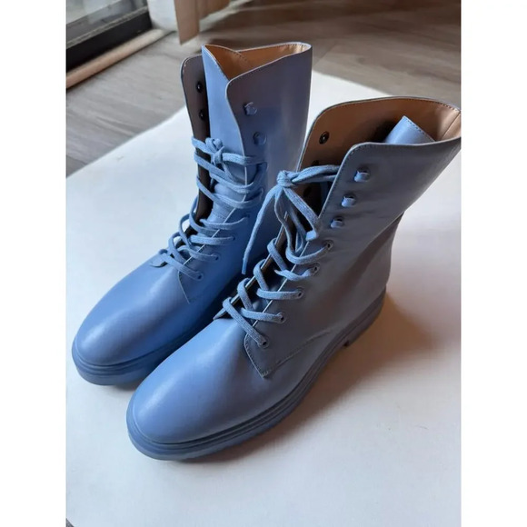 Stuart Weitzman McKenzee Cornflower Blue Combat Boots Size 6.5 Rare baby blue - Picture 3 of 10
